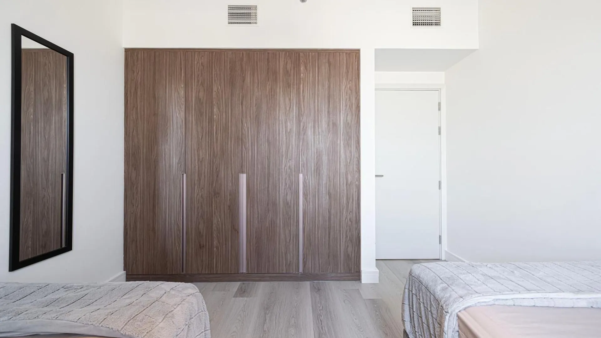 2 Bedroom Stone House By Blue Cloud Holidays Sharjah Apartment