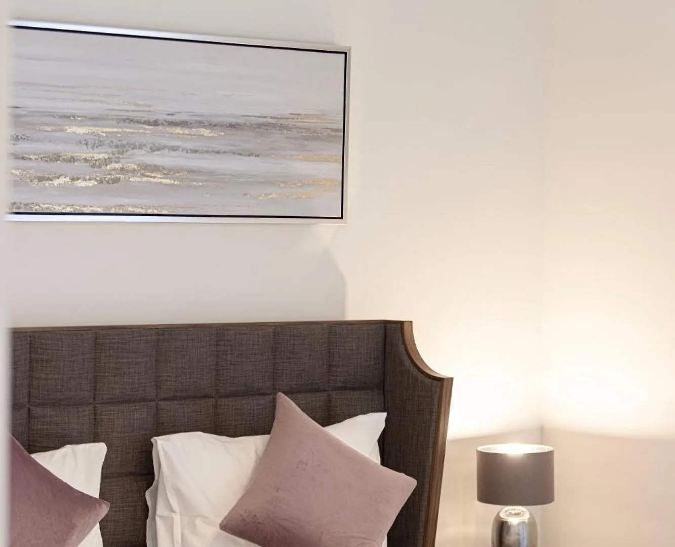 Apartment 2 Bedroom Stone House By Blue Cloud Holidays Sharjah